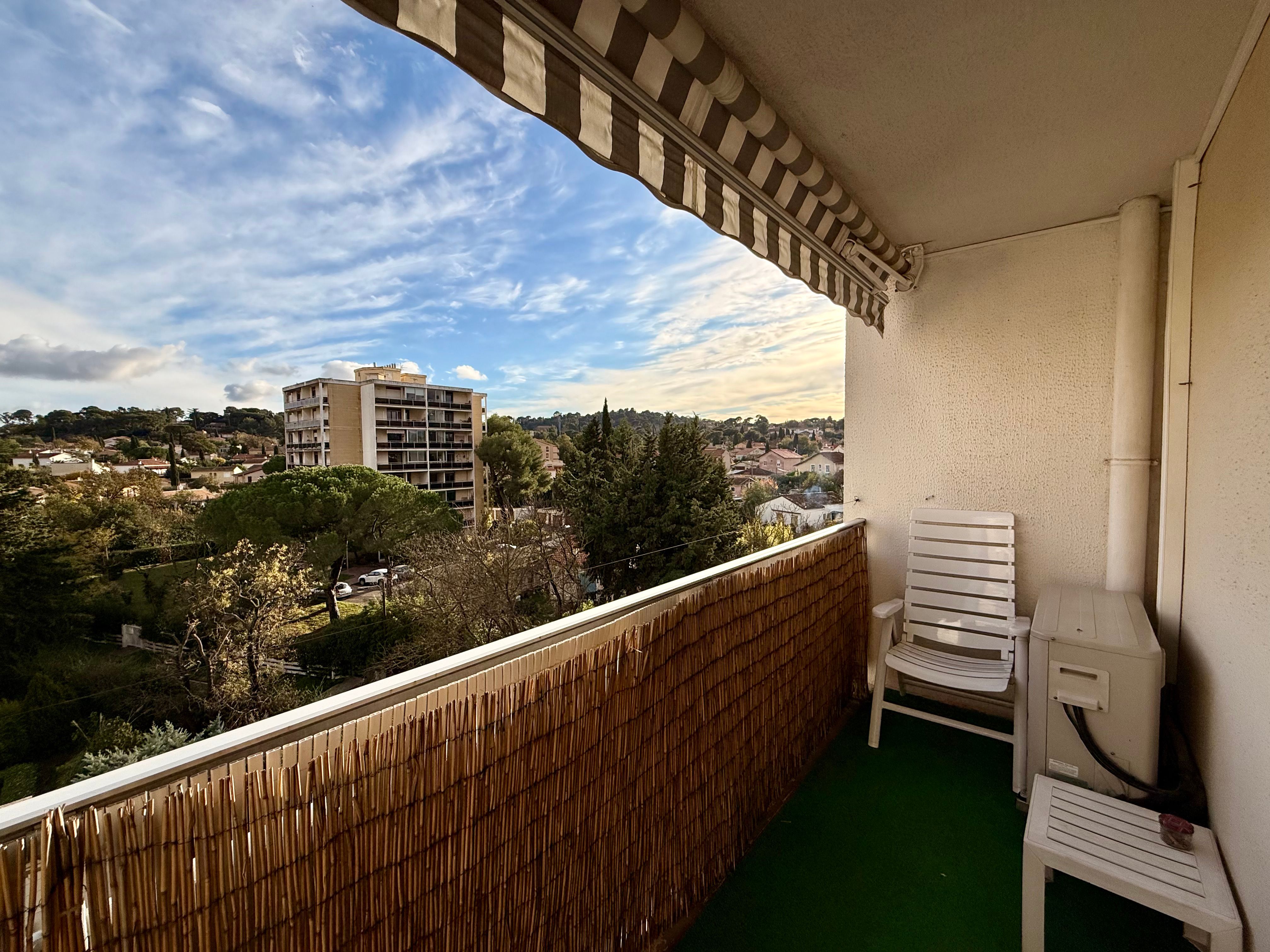 Appartement - TOULON