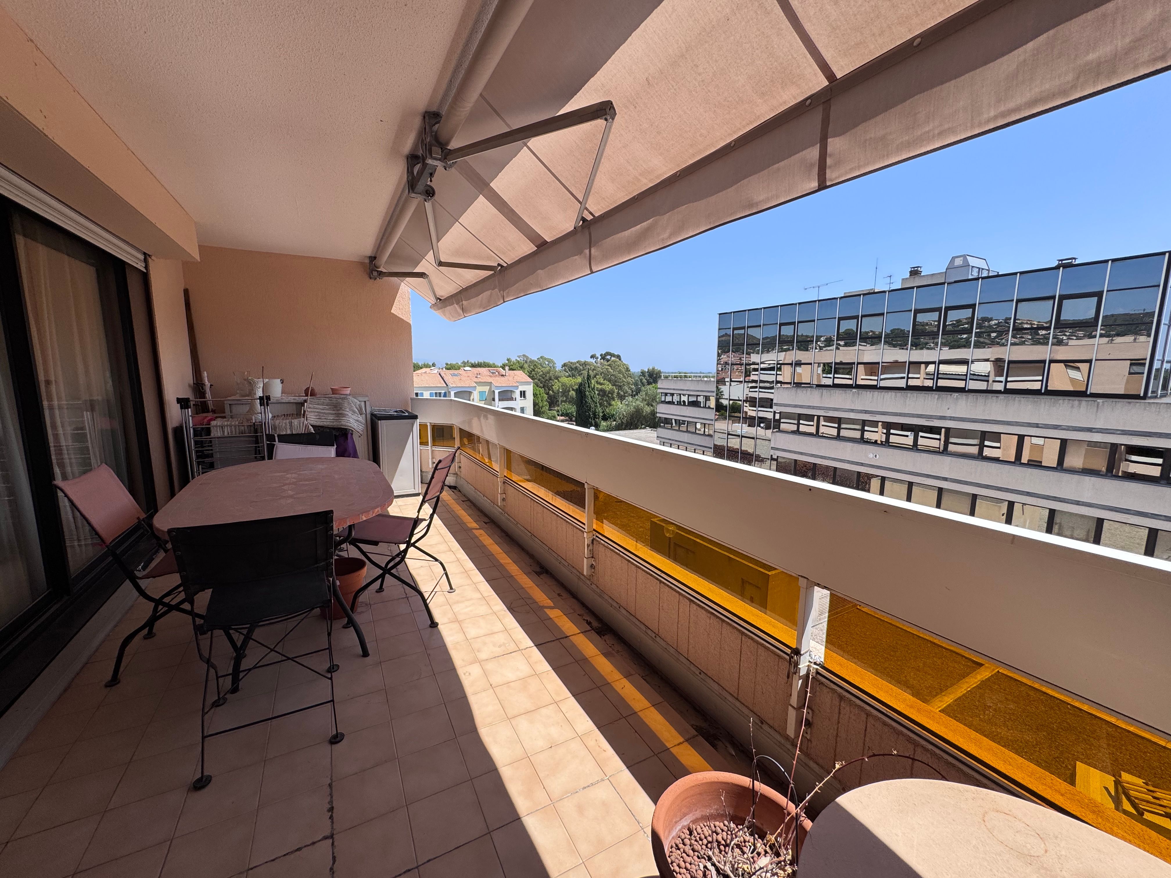 Appartement - HYERES